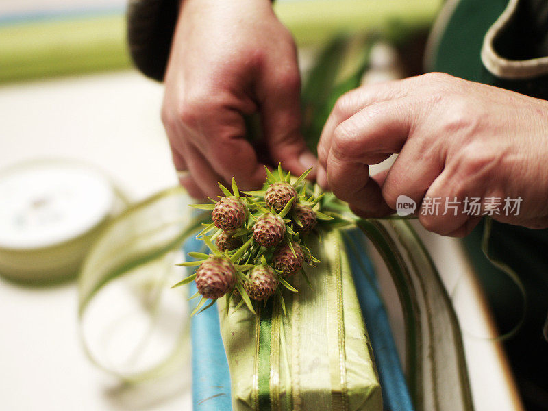 包装的生日礼物