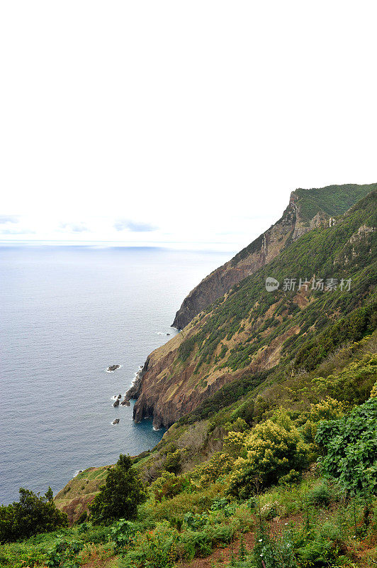 马德拉岛北海岸-向东方向