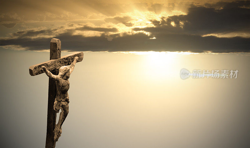 耶稣受难日的木头十字架