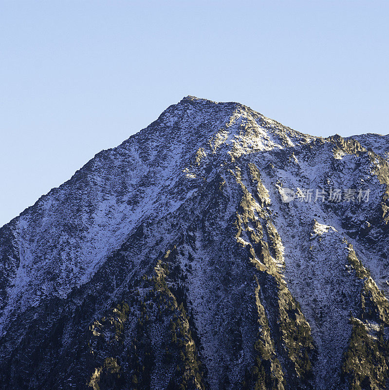 山峰