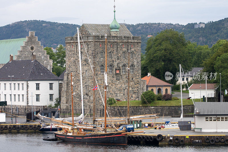挪威卑尔根港的船