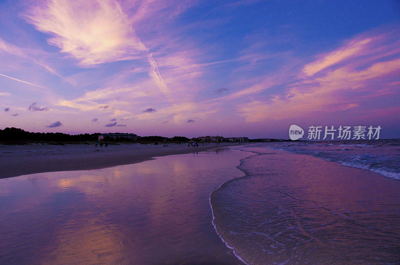 日落海滩和天空