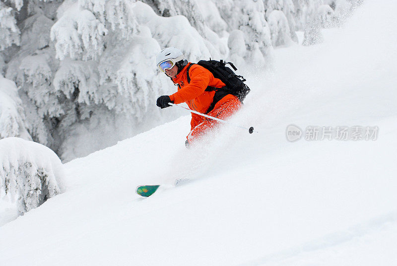 粉滑雪