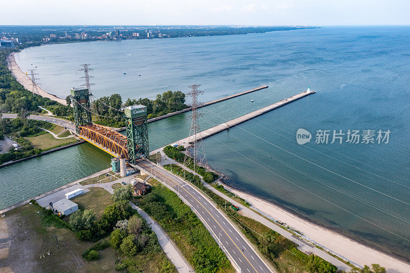 伯灵顿湾詹姆斯N.艾伦Skyway和伊丽莎白女王路，伯灵顿升降机桥，伯灵顿，加拿大