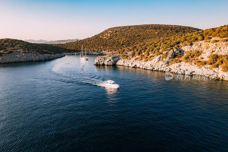 无人机查看水族馆湾在博德鲁姆土耳其
