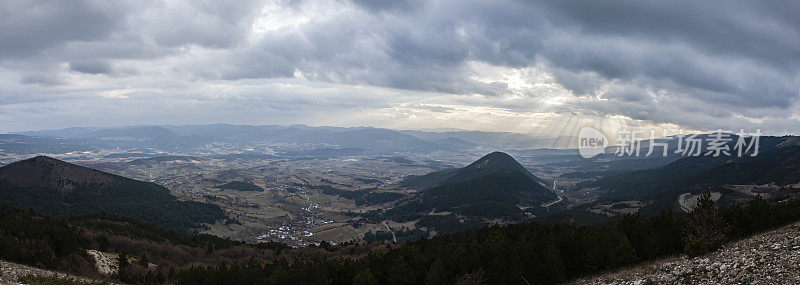 全景山景。