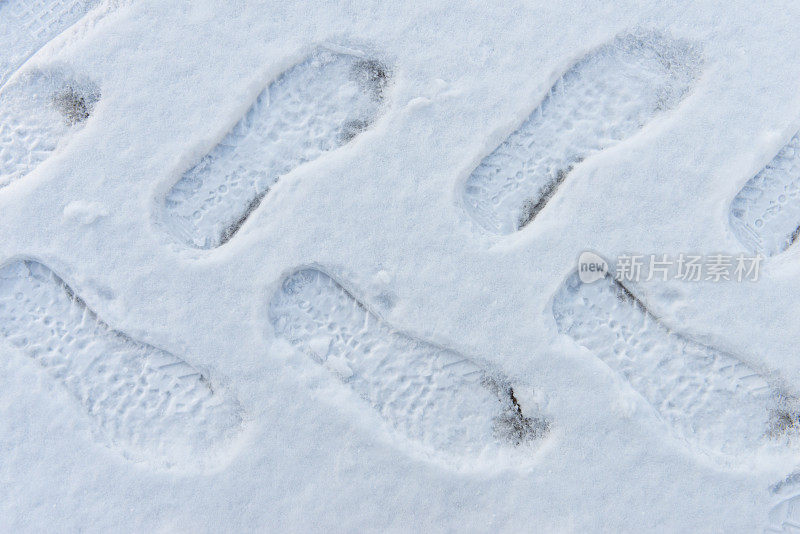 雪的足迹