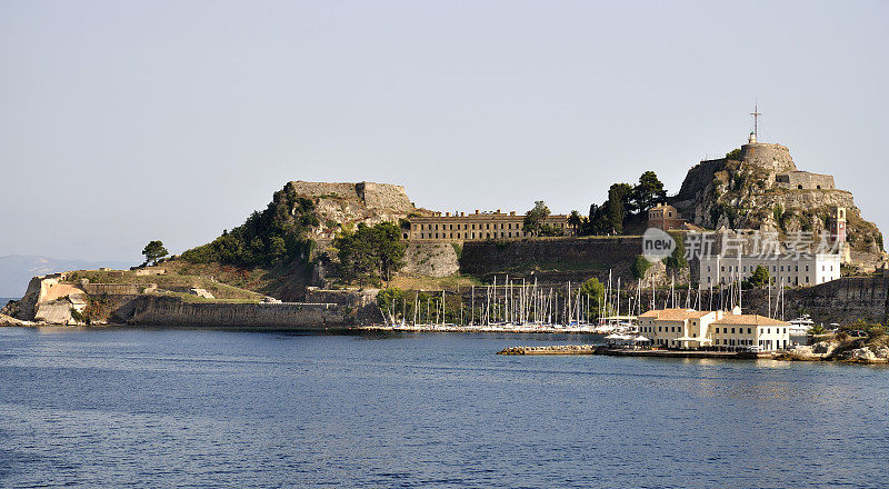 科孚镇，古老的堡垒