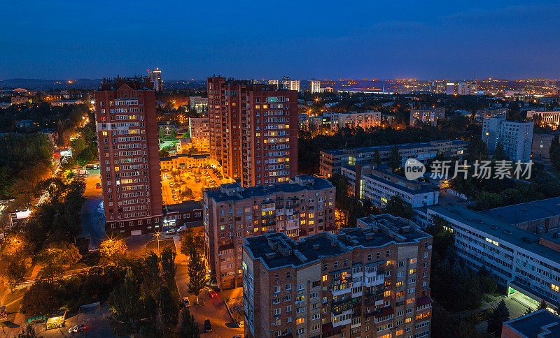 鸟瞰城市夜景