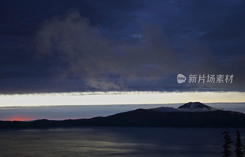 火山口湖《暮光之城》