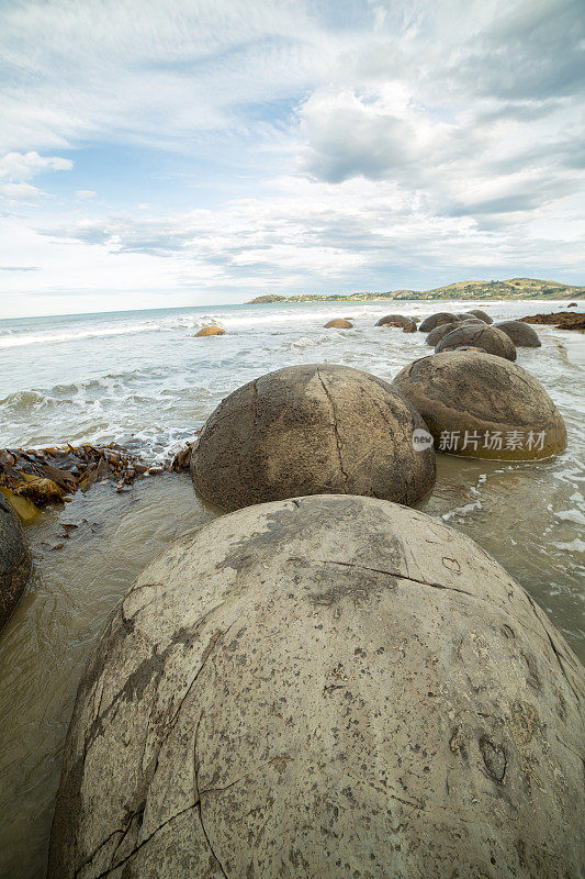 莫拉基巨石，南岛，新西兰