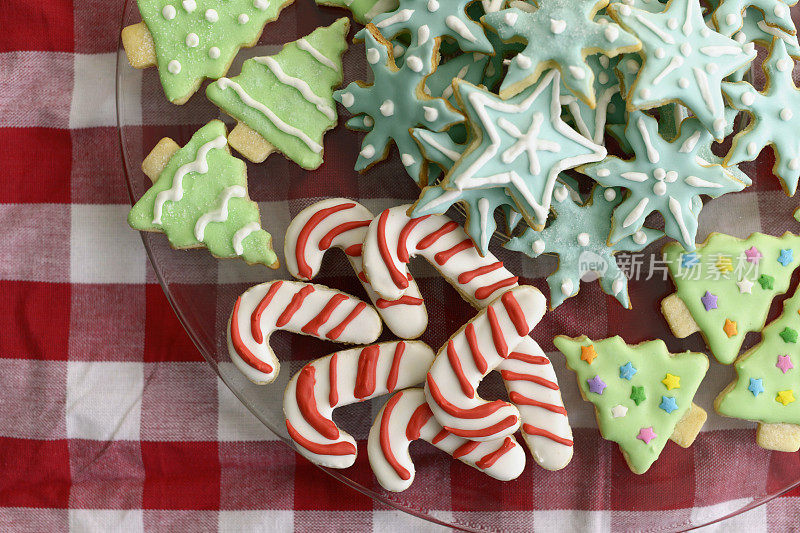 圣诞树，糖果手杖，和雪花糖饼干