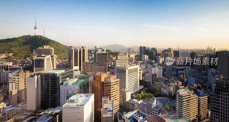 日落时分，首尔市区全景鸟瞰图