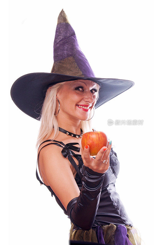 女巫给了苹果