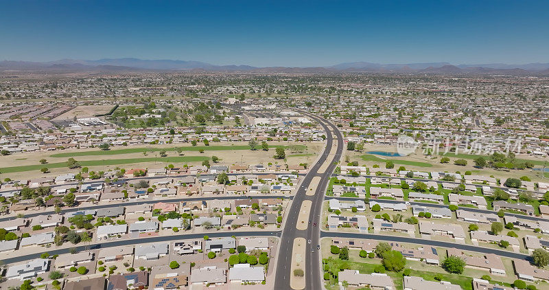 亚利桑那州太阳城的无人机拍摄