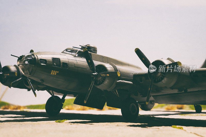 老式B-17轰炸机比例模型摄影