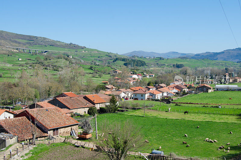 绿色西班牙的村庄