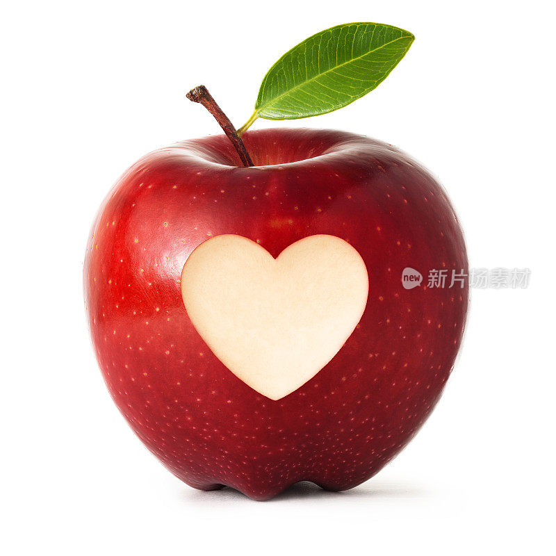 红色的苹果与心的象征孤立在白色的背景