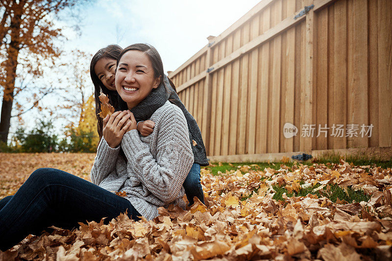 没有什么比做她妈妈更让我开心的了