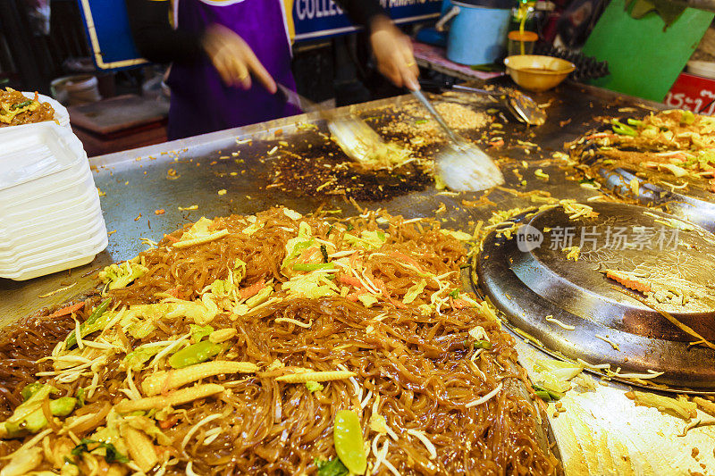 泰国清迈夜市的街头小吃