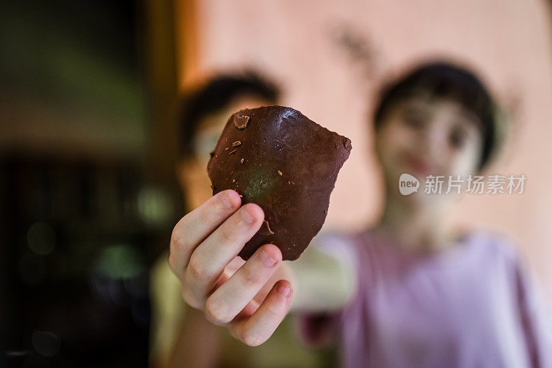 美味的自制复活节彩蛋