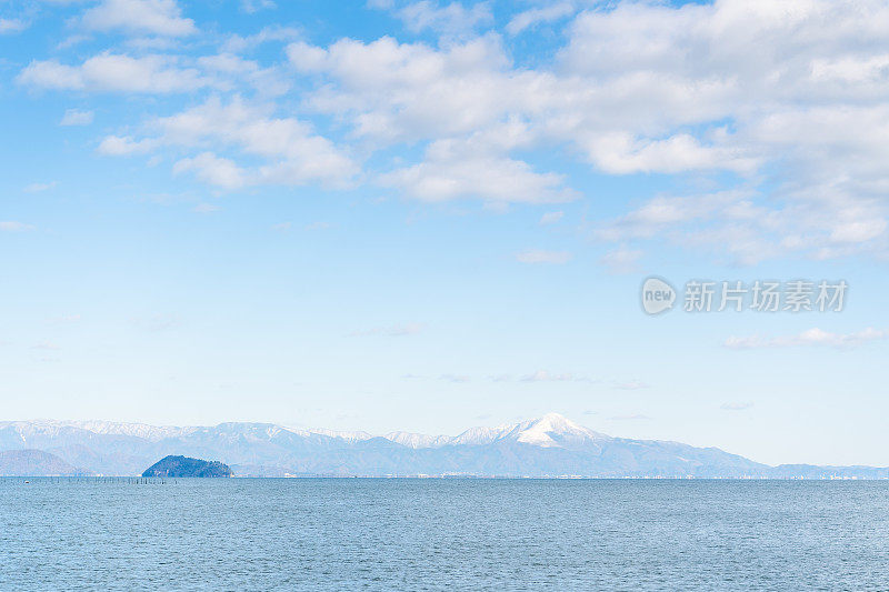 富士山和阿什湖，箱根和观光船在日本的秋天