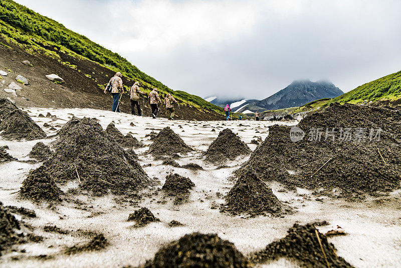 俄罗斯堪察加半岛的火山景观。