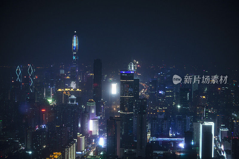 中国深圳福田区平安金融中心大厦夜景城市景观
