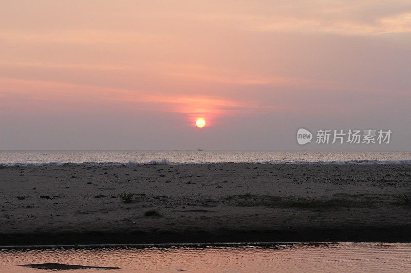 海上日落