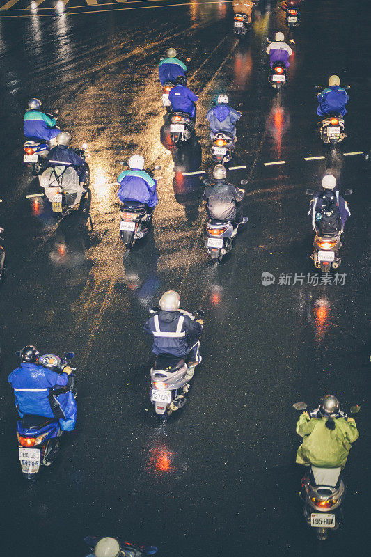 台北街头的摩托车