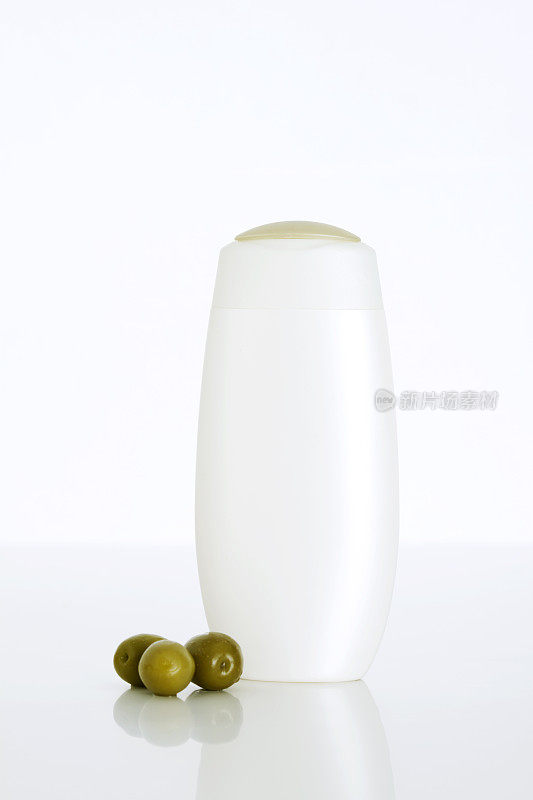 塑料瓶和橄榄