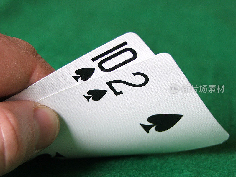 扑克玩法:多勒·布朗森