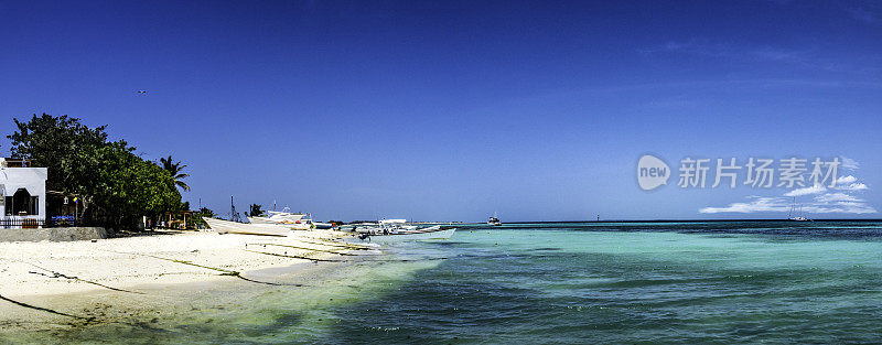 加勒比海热带岛屿的全景。