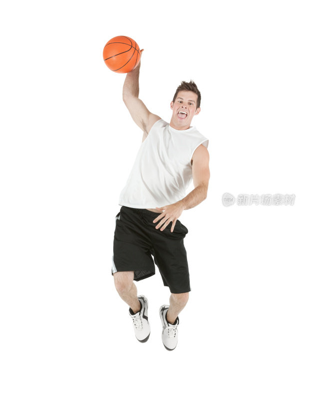 篮球运动员要灌篮