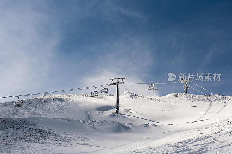 山上滑雪缆车