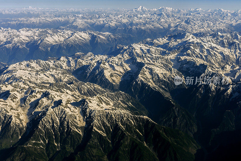 从空中俯瞰到斯瓦特山谷，巴基斯坦，蒂里希米尔，中亚