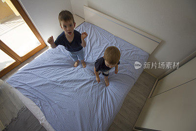 和哥哥在一起的清晨