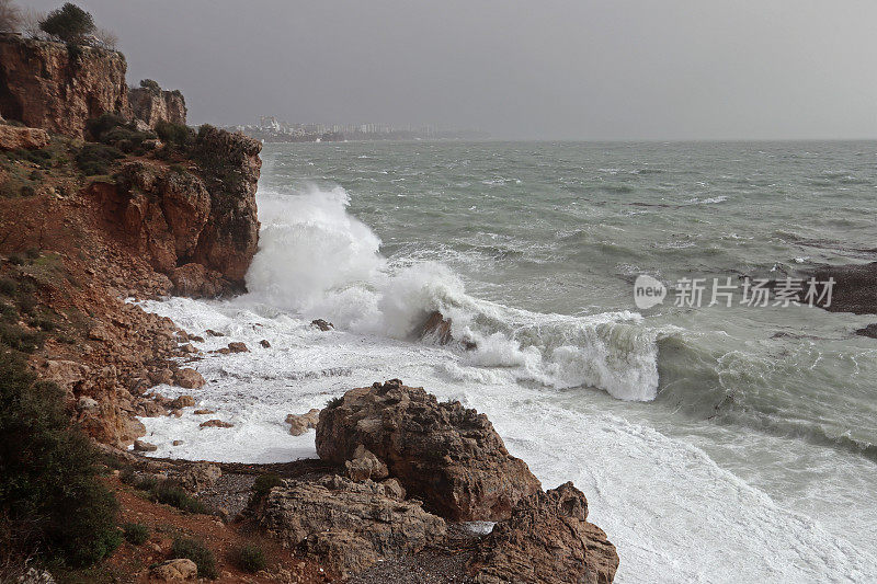 土耳其安塔利亚海上风暴
