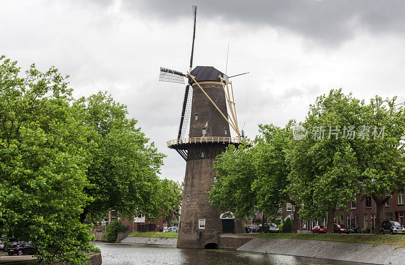 鹿特丹传统的石头风车