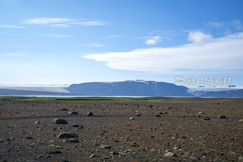 狂野的冰岛中部，就像在月亮上