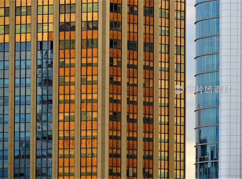 摩天大楼-玻璃建筑。公司大楼。