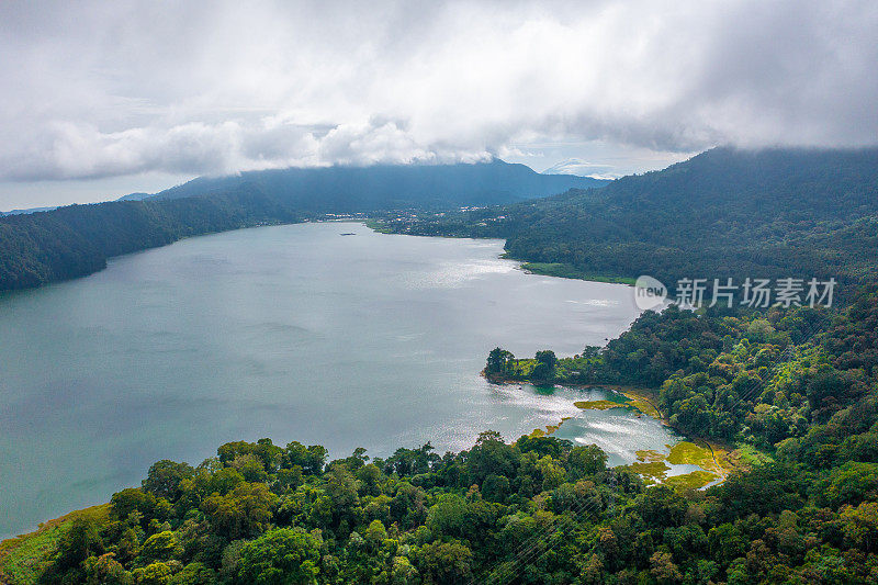 巴厘岛北部的布拉坦湖