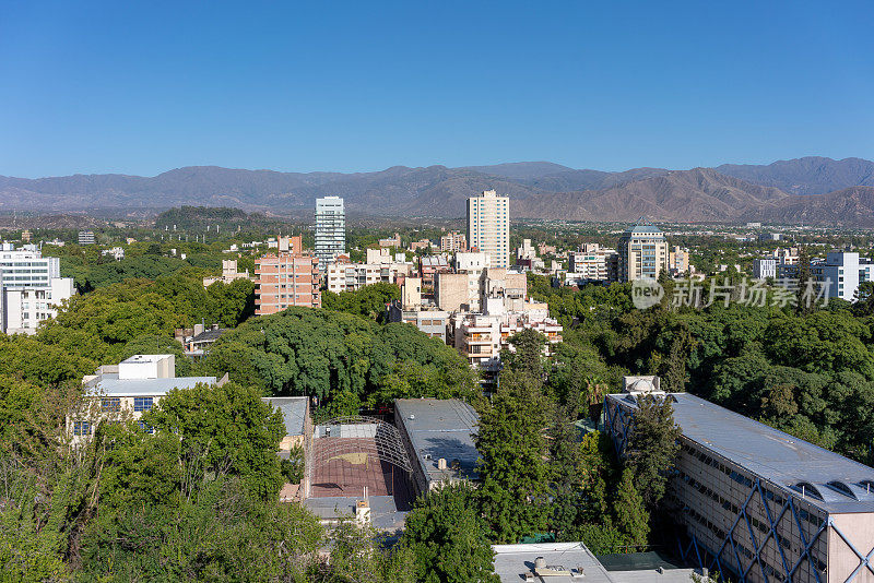 门多萨，阿根廷城市