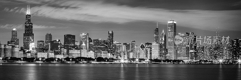 芝加哥夜天际线黑白