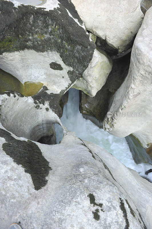 瓦尔serine河和峡谷(瓦尔serine河峡谷)