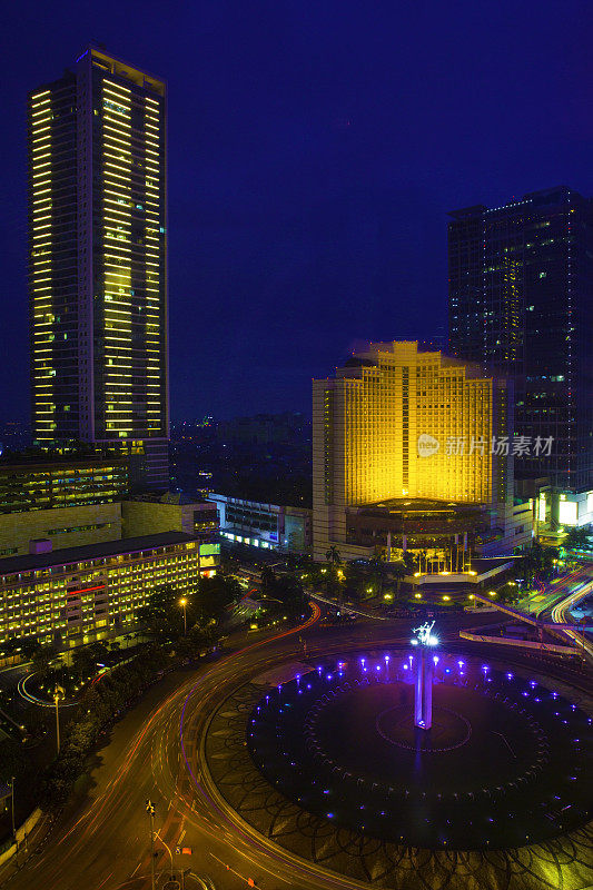 印尼雅加达市区夜间鸟瞰图