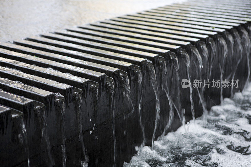 喷泉流水