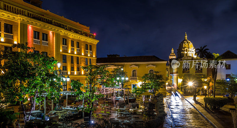 晚上的卡塔赫纳古城——哥伦比亚