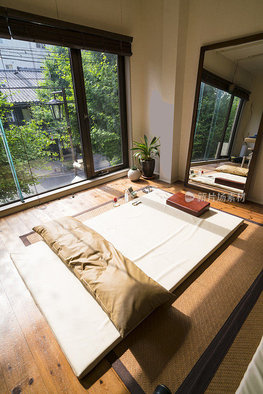 日本京都传统的小型针灸工作室