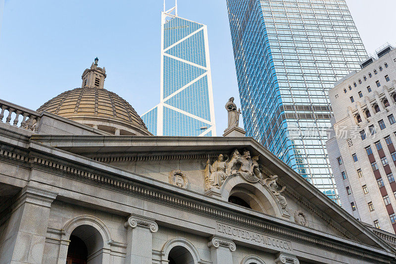现代化建筑的香港立法会综合大楼